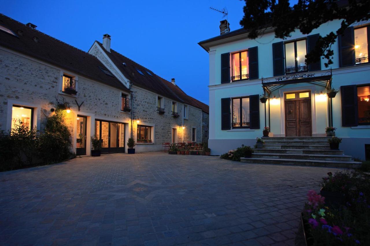 Maison D'Hotes Les Rainettes Breuillet  Esterno foto